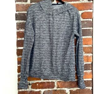 Lululemon Hooded Pullover Size 6